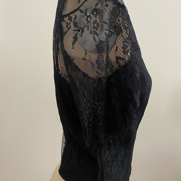 ELEGANT NEW WITH TAG BROADWAY TOP SIZE M🛍 - Picture 7 of 11